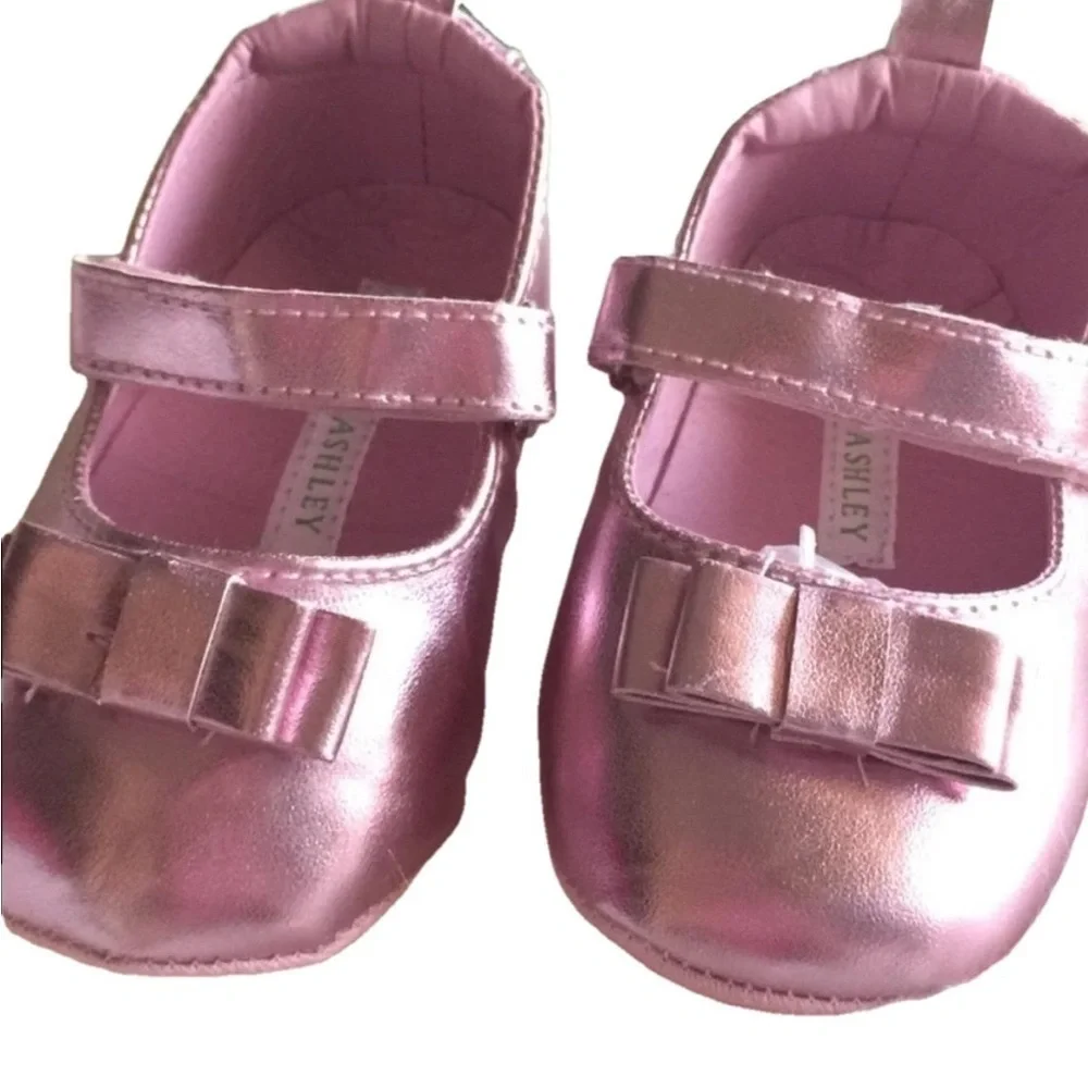 Laura Ashley Mary Jane’s Pink Metallic Bow Babies Toddler’s Shoes